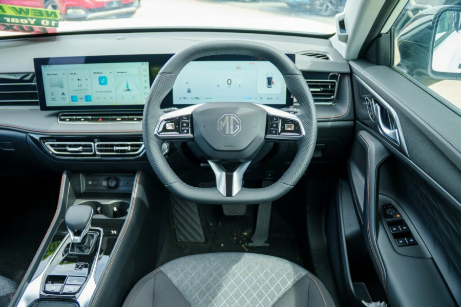 2025 MG HS AS33 Super Hybrid Excite SUV Image 10