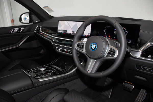 2026 BMW X5 G05 LCI xDrive50e M Sport SUV image 6