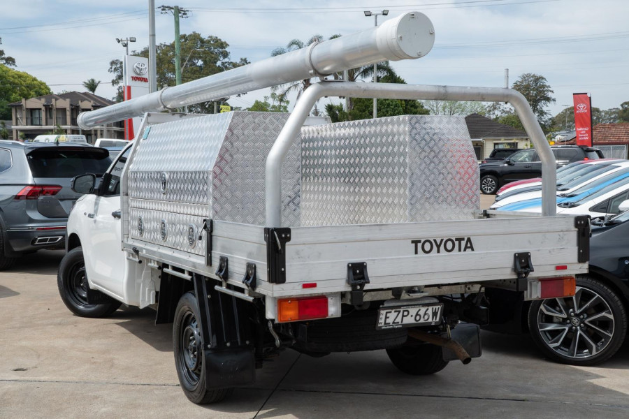 2023 Toyota HiLux TGN121R WorkMate Single-Cab Image 2