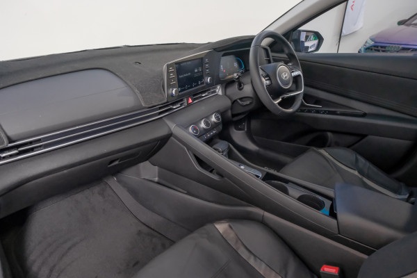 2025 Hyundai i30 CN7.V2  Sedan image 8