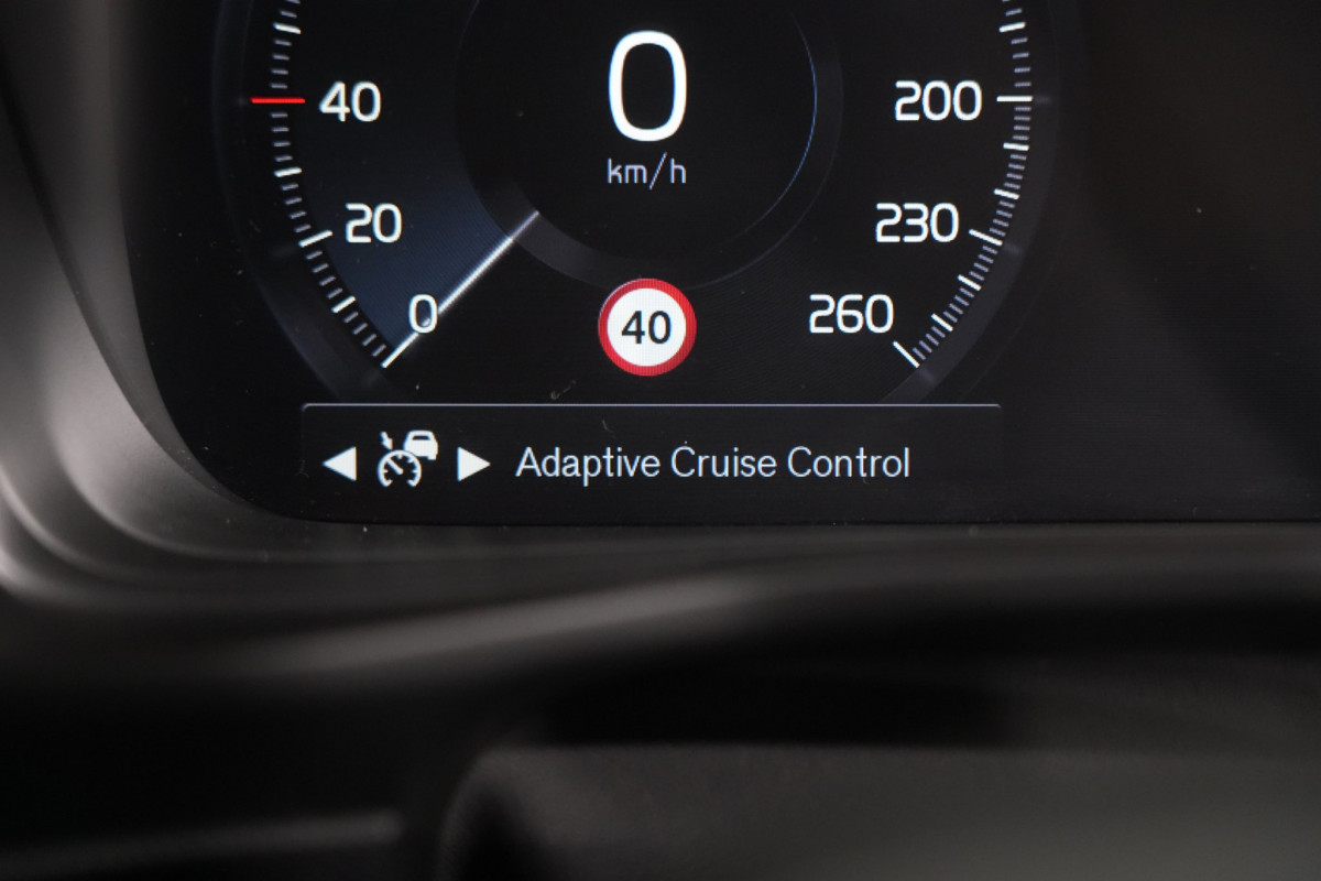 2020 Volvo XC40 XZ T4 Inscription SUV