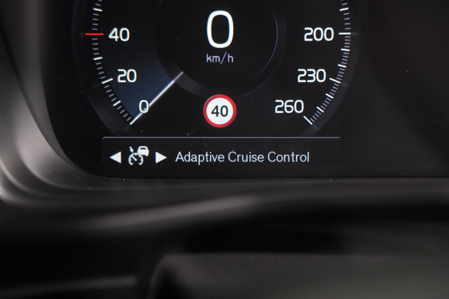 2020 Volvo XC40 XZ T4 Inscription SUV