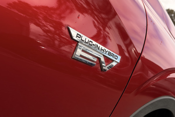 2024 Mitsubishi Outlander ZM PHEV Exceed SUV Image 6