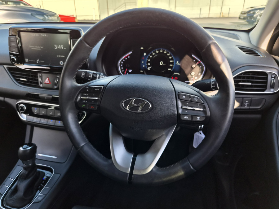 2021 MY22 Hyundai i30 PD.V4 Active Hatch Image 16