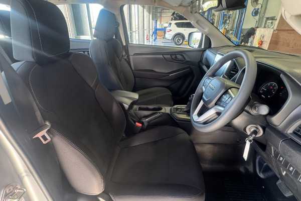 2026 MY25.5 Isuzu D-MAX RG SX Ute Image 9