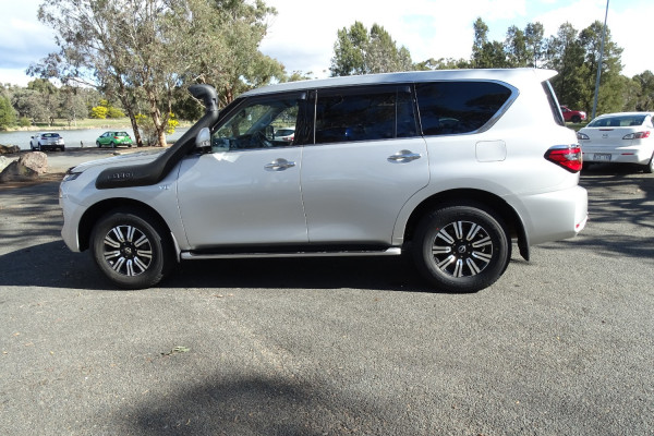 2021 Nissan Patrol Y62 Series 5 Ti SUV Image 5