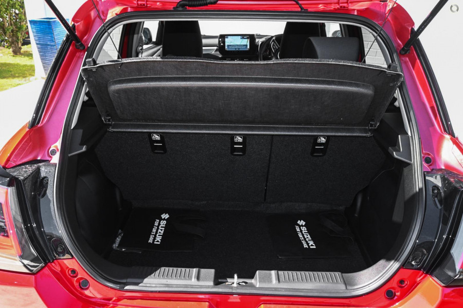 2025 Suzuki Swift UZ Hybrid Plus Hatch Image 9