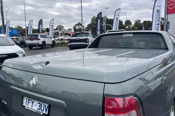 2015 Holden Ute VF SV6 Ute Image 11
