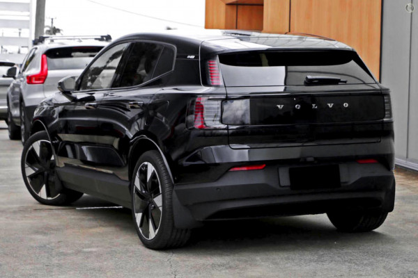 2025 Volvo EX30  Twin Motor Performance Ultra SUV Image 4