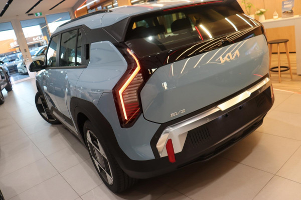 2026 MY27 Kia EV3 SV Earth SUV Image 9
