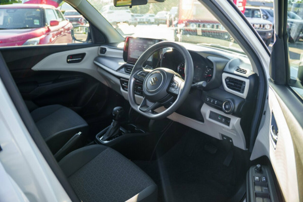 2026 Suzuki Swift UZ Hybrid Plus Hatch Image 16
