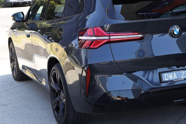 2025 BMW X3 G45 30e xDrive SUV image 19