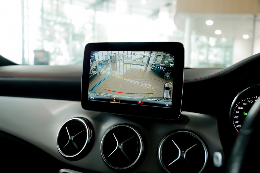 2018 MY18.55 Mercedes-Benz GLA-Class X156 GLA250 SUV Image 33