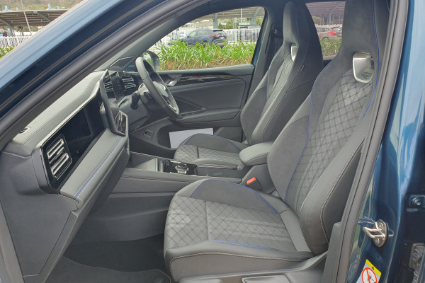 2025 Volkswagen Tiguan CT 150TSI R-Line SUV Image 10