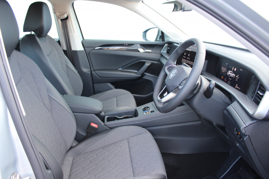 2025 Volkswagen Tayron R4 150TSI Life SUV Image 12