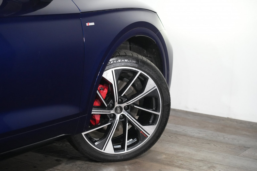 2025 Audi Q5 FY 55 TFSI e S Line SUV Image 11