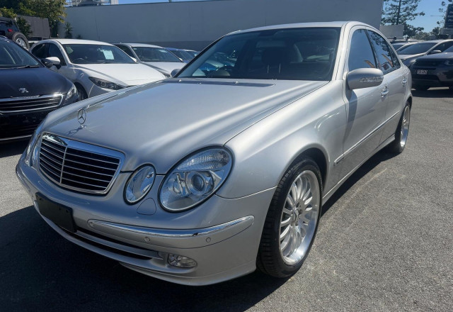 2004 Mercedes-Benz E-Class W211 E500 Elegance Sedan