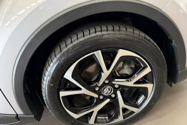 2019 Toyota C-HR NGX50R Koba SUV Image 17