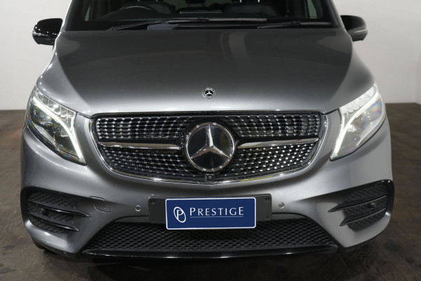 2022 Mercedes-Benz V-Class V250 d Avantgarde People Mover Image 3