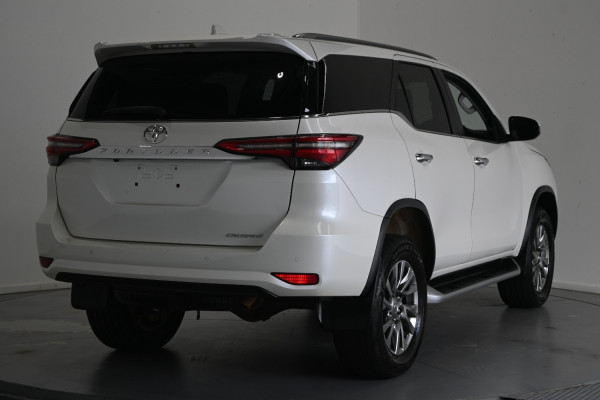 2022 Toyota Fortuner 2U84830DW Crusade Wagon Image 5