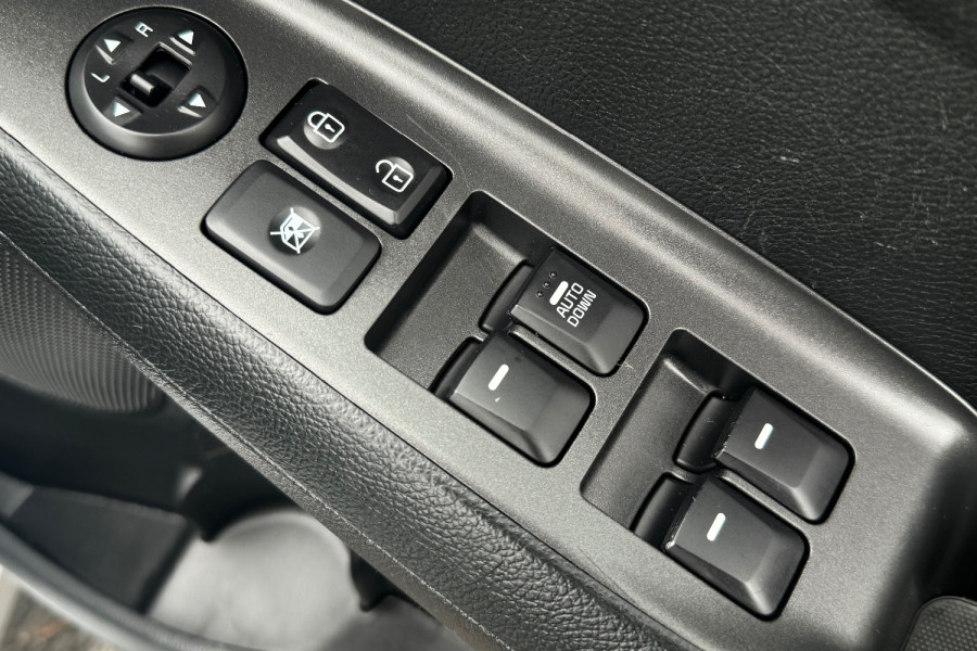 2016 Kia Cerato YD S Hatch Image 18