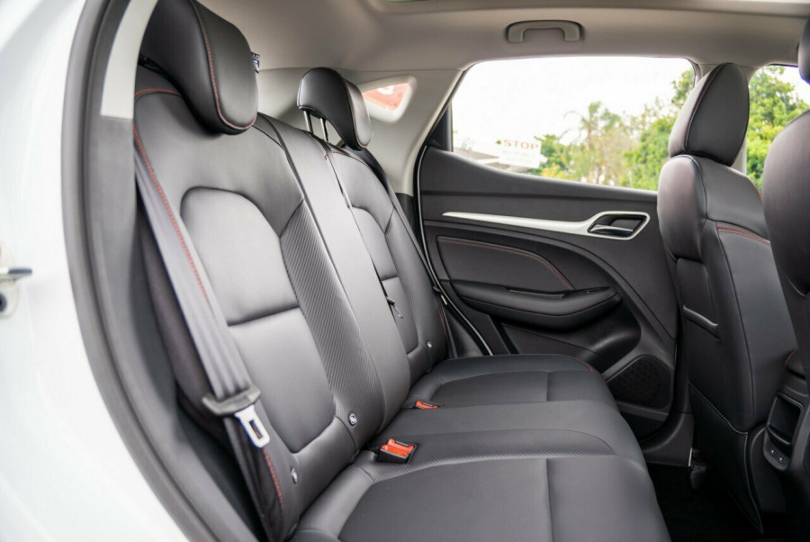 2024 MG ZST S13 Essence SUV Image 9
