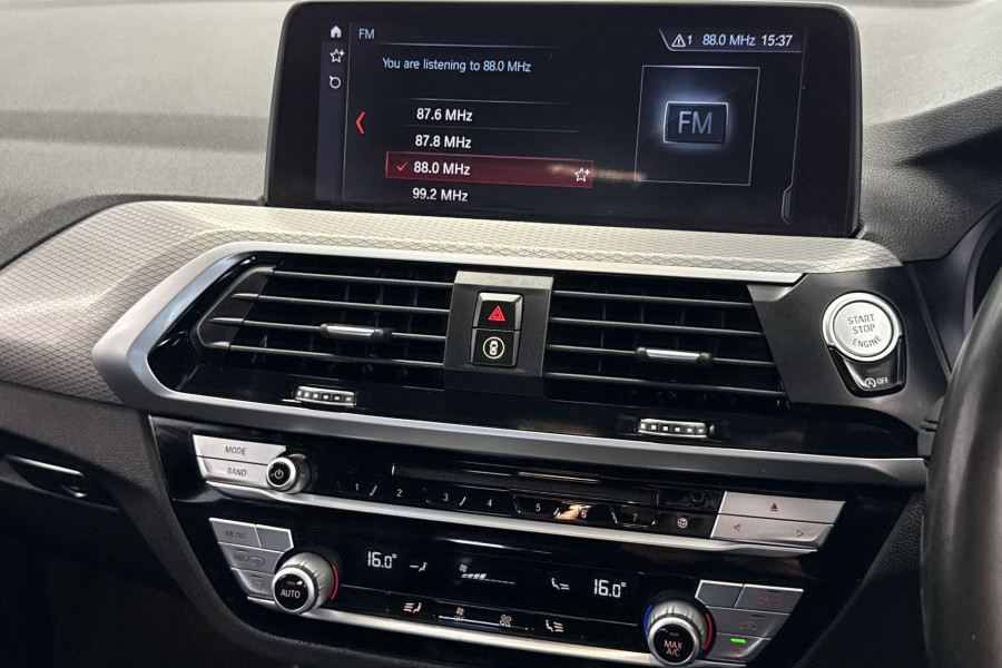 2019 BMW G01 - X3-3 xDrive30i SUV Image 6