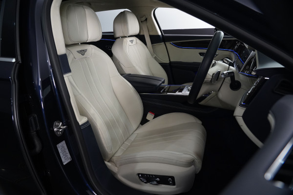 2021 Bentley Flying Spur W12 Sedan Image 31