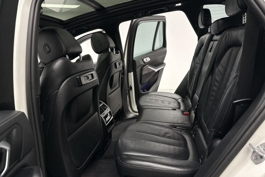 2021 BMW X5 G05 xDrive30d M Sport SUV Image 14