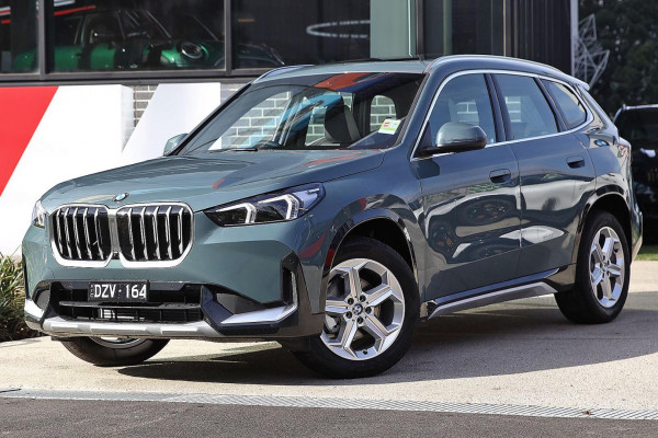 2025 BMW X1 U11 sDrive18i SUV image 3