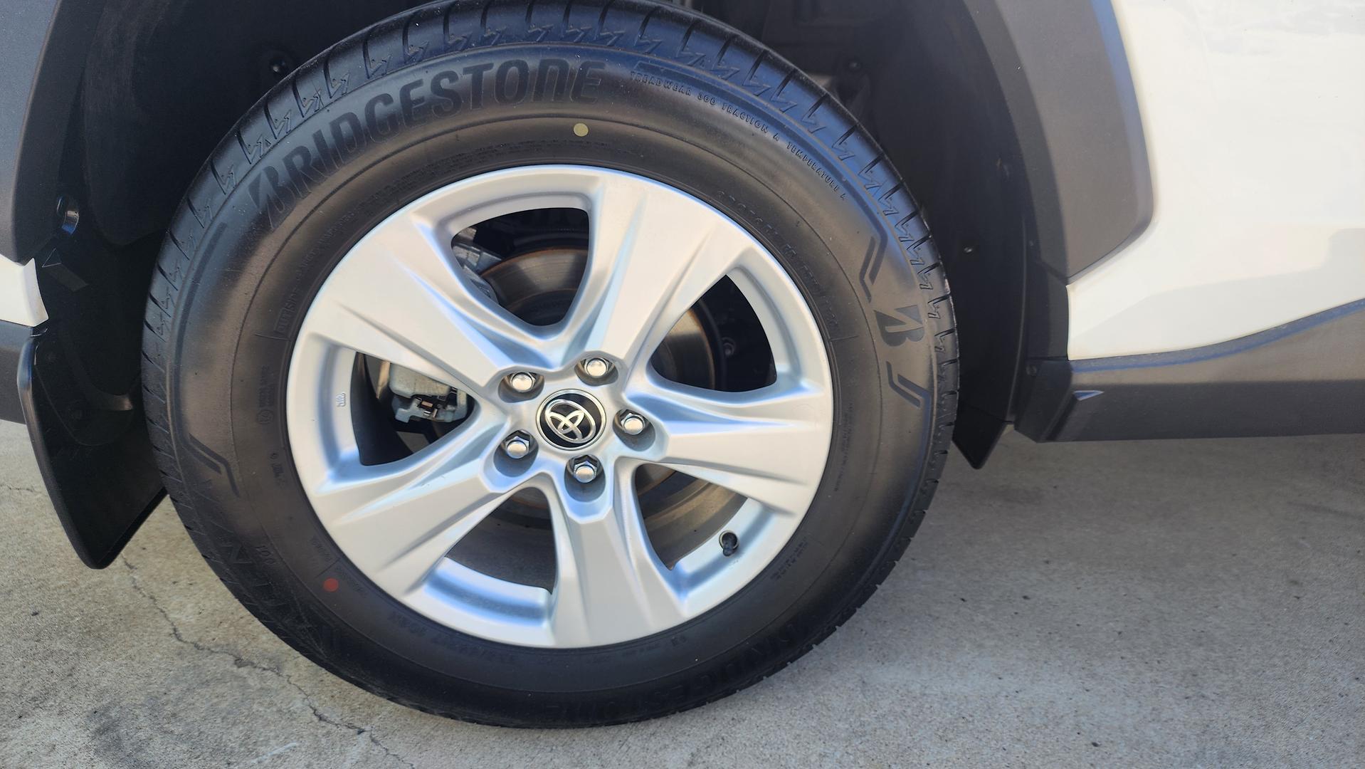 2020 MY21 Toyota RAV4 MXAA52R GX SUV Image 26