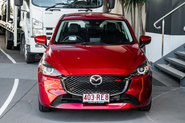2025 Mazda 2 DL Series G15 GT Sedan Image 4