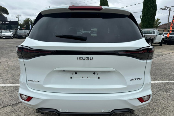 2025 MY25.5 Isuzu MU-X RJ LS-T SUV Image 4