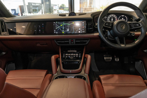 2024 MY25 Porsche Cayenne Turbo E-Hybrid SUV