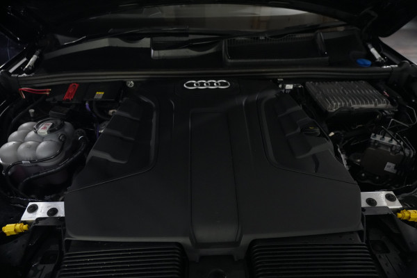 2021 Audi Q7 4M 50 TDI S Line SUV image 39