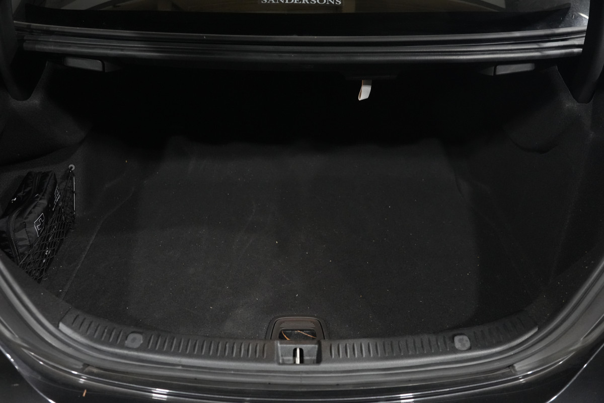2022 Mercedes-Benz E-Class E200 Sedan
