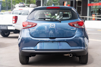 2021 Mazda 2 Hatchback Image 5