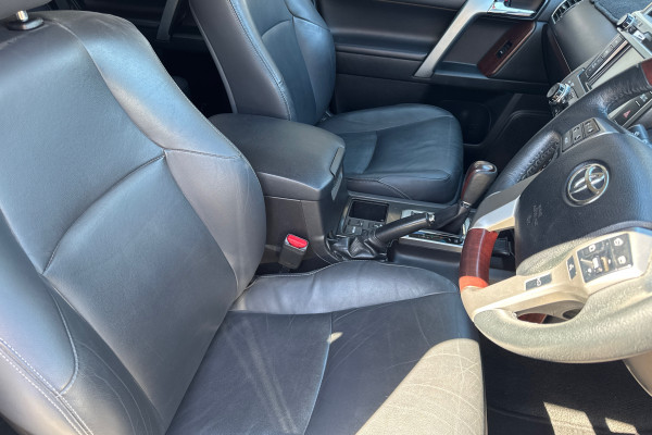 2016 Toyota LandCruiser Prado GDJ150R Kakadu SUV Image 4
