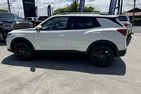 2024 MY23 KGM SsangYong Korando C300 Ultimate SUV Image 5