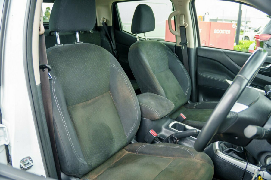 2020 MY21 Nissan Navara D23 ST-X Ute Image 16