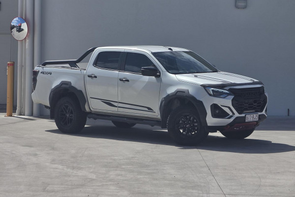 2025 MY24 Isuzu D-MAX RG BLADE Ute Image 1