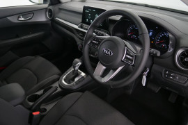 2019 MY20 Kia Cerato Hatch BD S with Safety Pack Hatchback Image 5