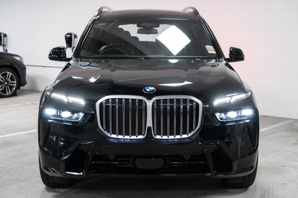 2026 BMW X7 G07 LCI xDrive40d M Sport SUV image 3