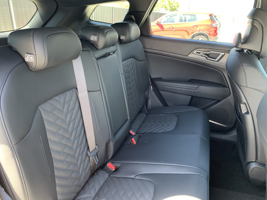 2026 Kia Sportage NQ5 PE HEV GT-Line SUV Image 13