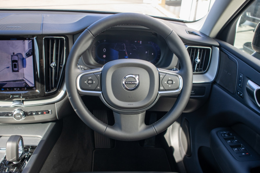2025 Volvo XC60 UZ Plus B5 SUV Image 11