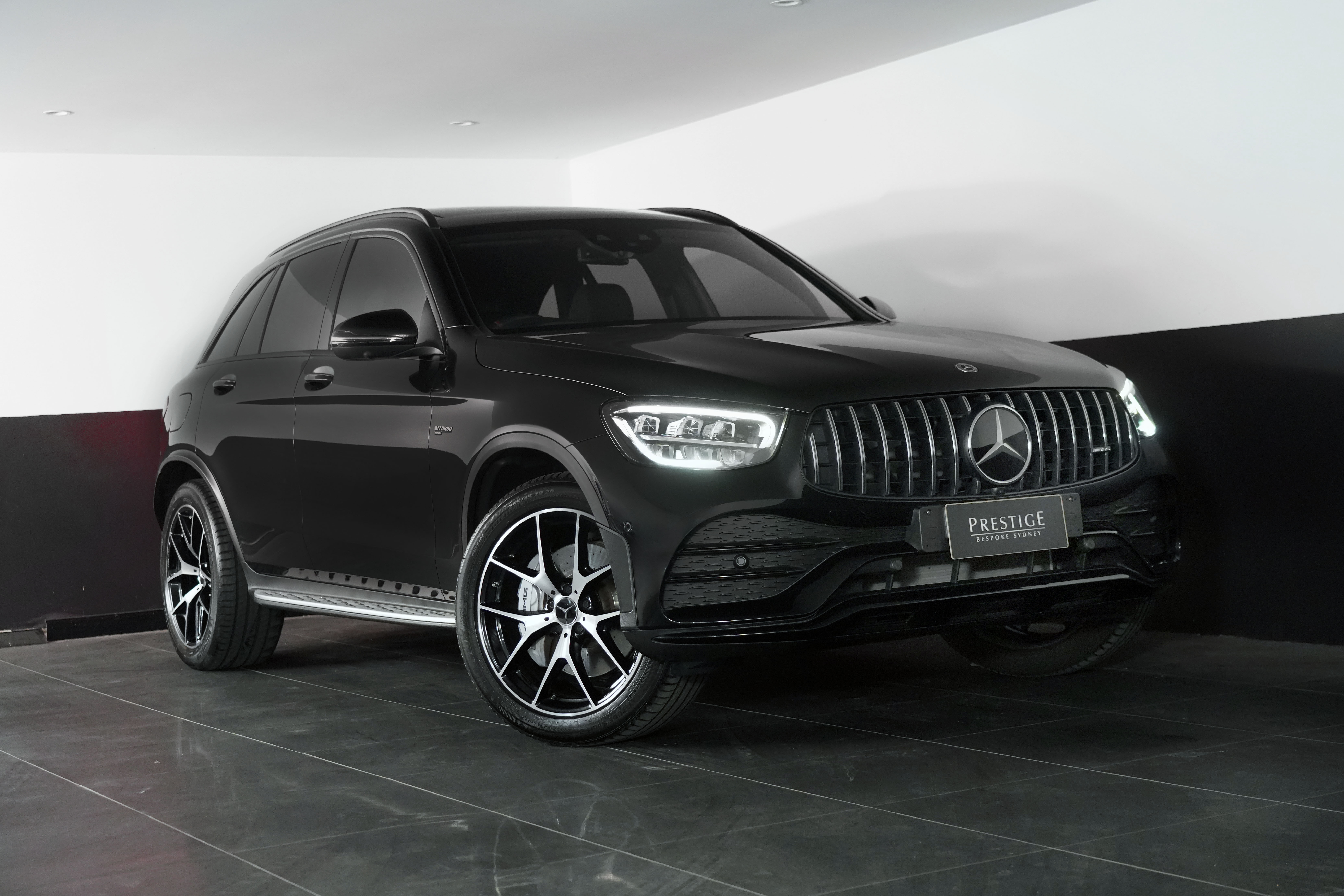 2022 Mercedes-Benz GLC-Class GLC43 AMG SUV Image 16