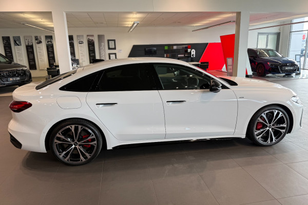 2025 Audi A5 B10 e-hybrid S-Line Sedan Image 2
