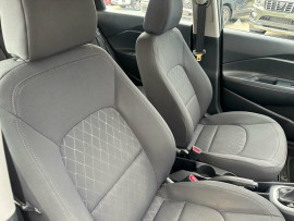 2016 Kia Rio UB S Hatch image 11