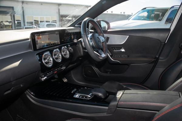 2018 Mercedes-Benz A-Class W177 A200 Hatch image 8