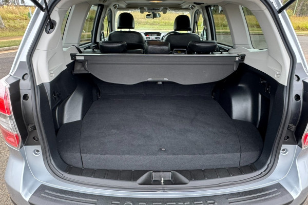 2015 Subaru Forester S4 2.5i-S SUV Image 11